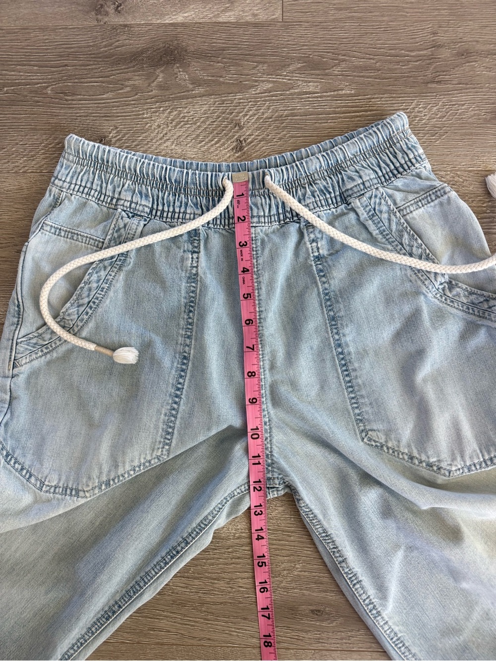 Free People We the Free Easy Peasy Pull-On Wide Leg Jeans Light Wash Size XS - Picture 9 of 15